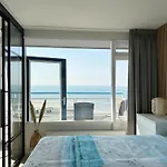 Sterflat Aan Zee Holiday park *