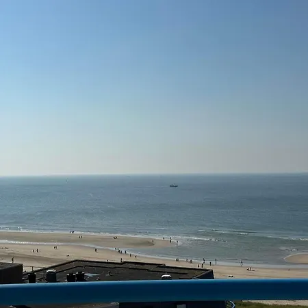 Sterflat Aan Zee * Эгмонд-ан-Зее