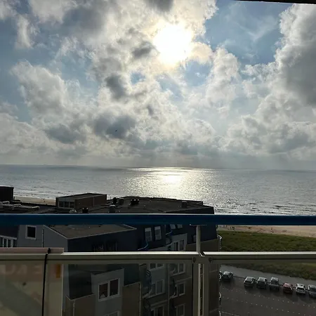 Sterflat Aan Zee * エグモント・アーン・ゼー